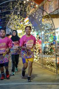 BIB: 18302, 6369, 18592
                            <button type="button" onclick="openModal(24740352)" class="btn btn-primary btn-sm float-right btn-popup" data-toggle="modal" data-target=".modal-high-quality">
                        <i class="fas fa-shopping-cart"></i> Add to Cart
                    </button>
                                            <button type="button" onclick="isThisMe(24740352, true)" class="btn btn-success btn-sm float-right btn-popup btn-isme hidden" data-toggle="tooltip" data-placement="bottom" title="นี่คือรูปของคุณใช่ไหม คลิกที่นี่เพื่อเอาเข้าอัลบั้ม">
                        <i class="fas fa-plus"></i> Add to album
                    </button>
                    <button type="button" onclick="isThisMe(24740352, false)" class="btn btn-warning btn-sm float-right btn-popup btn-isnotme hidden">
                        <i class="fas fa-ban"></i> Remove from album
                    </button>